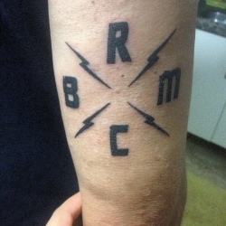 12256874_984084601650743_182322606_n